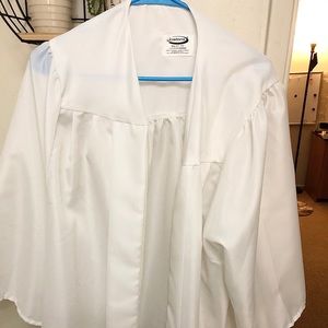 Jostens Graduation Gown White 5’1 - 5’3